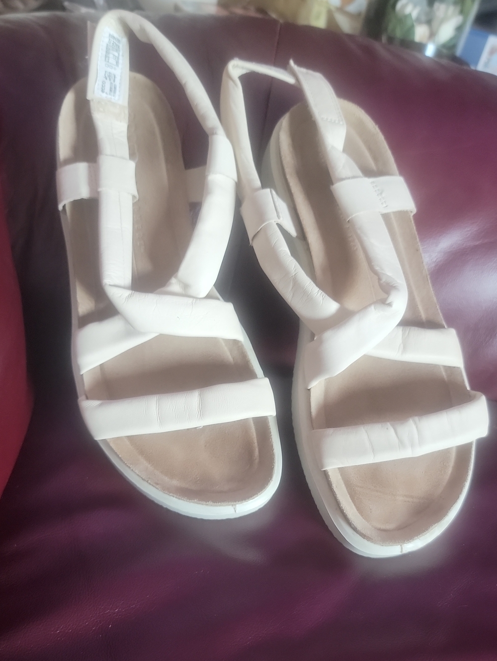 Ecco Cream Padded Strap Slingback Sandals